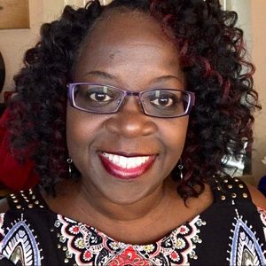 Meet your Posher, Renee